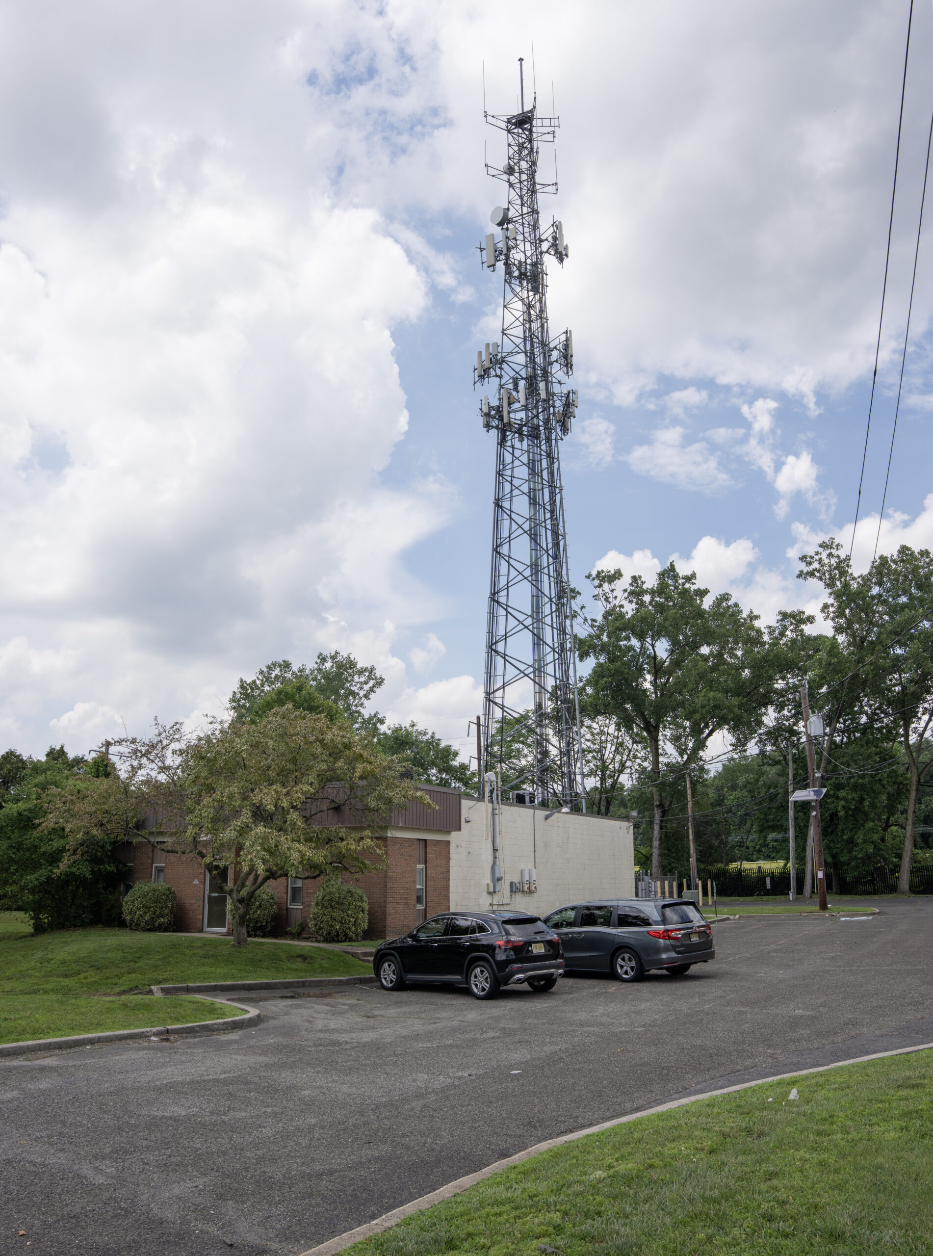 Cell Tower Sold by SteelTree Partners